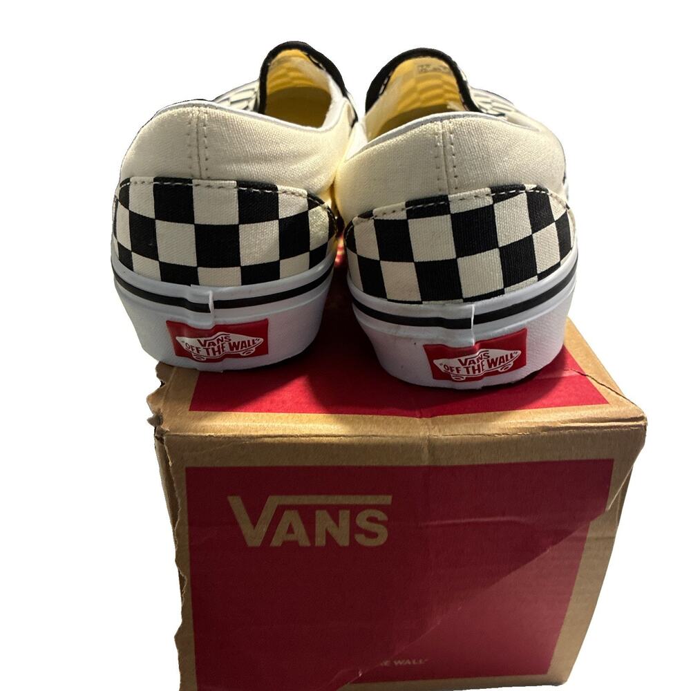 NIB Vans Classic Slip On Checkerboard Black White M Size 7 Wmn 8.5 VN000EYEBWW - Picture 8 of 9